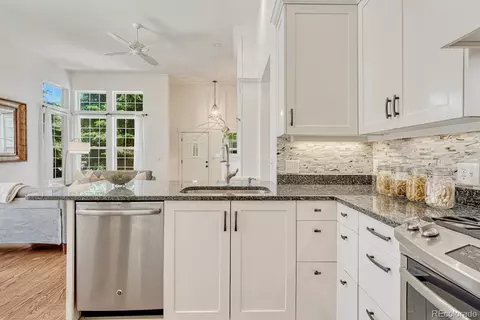 Kitchen - 8300 Fairmount Dr #E101, Denver, CO 80247 photo 4 of 6