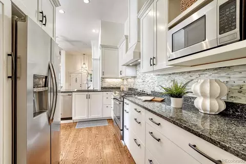 Kitchen - 8300 Fairmount Dr #E101, Denver, CO 80247 photo 6 of 6