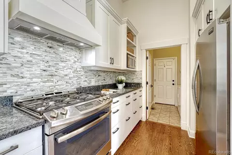 Kitchen - 8300 Fairmount Dr #E101, Denver, CO 80247 photo 5 of 6