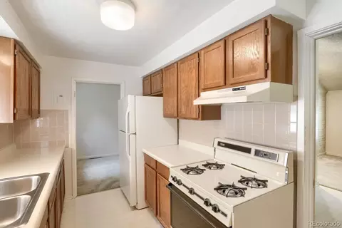 Kitchen - 7220 E 4th Ave, Denver, CO 80220 photo 2 of 2