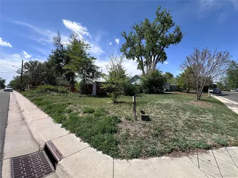 1201 Xanthia St, Denver, CO 80220
