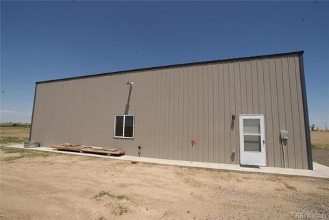 6955 Yulle Rd, Bennett, CO 80102 photo 4