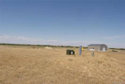 6955 Yulle Rd, Bennett, CO 80102 photo 5