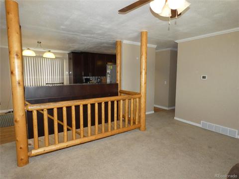 276 Middle St, Rangely, CO 81648 photo 3