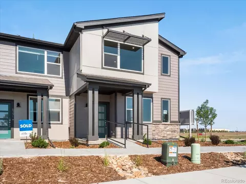 6367 N Netherland Ct, Aurora, CO 80019