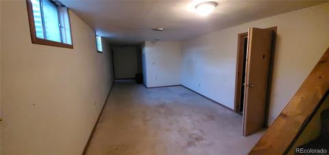 5520 Carson St, Denver, CO 80239 photo 17