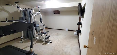 5520 Carson St, Denver, CO 80239 photo 21