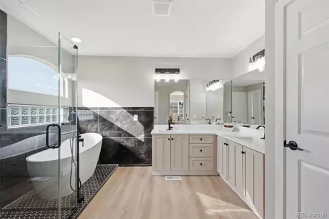 Bath - 20375 E 49th Ave, Denver, CO 80249 photo 3 of 5