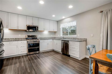 2401 E 147th Ave, Thornton, CO 80602 photo 9