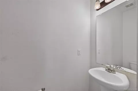 Bath - 19133 E 54th Pl, Denver, CO 80249 photo 1 of 5