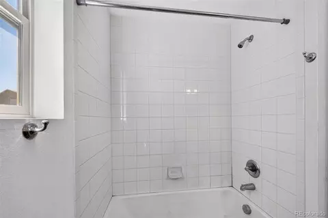 Bath - 19133 E 54th Pl, Denver, CO 80249 photo 5 of 5