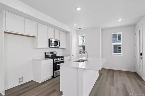 Kitchen - 24161 E 30th Pl, Aurora, CO 80019 photo 1 of 2