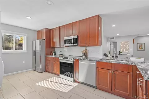9355 Lilly Ct, Thornton, CO 80229