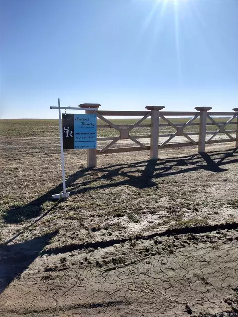 10011 Converse Rd, Bennett, CO 80102 photo 4