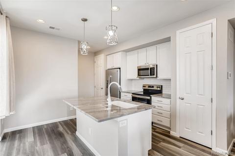 23634 E 5th Pl, Aurora, CO 80018 photo 5