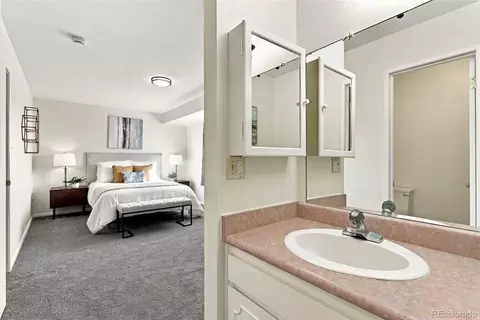 Bath - 9090 E Nassau Ave, Denver, CO 80237 photo 2 of 5