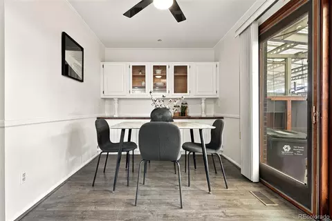 Dining - 9090 E Nassau Ave, Denver, CO 80237 photo 3 of 4