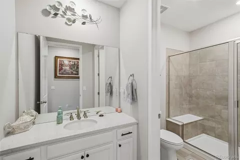 Bath - 17668 Eclipse St, Broomfield, CO 80023 photo 5 of 5