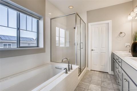8449 E 54th Pl, Denver, CO 80238 photo 16