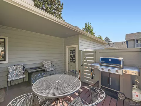 Exterior - 3002 E Long Cir, Centennial, CO 80122 photo 3 of 7