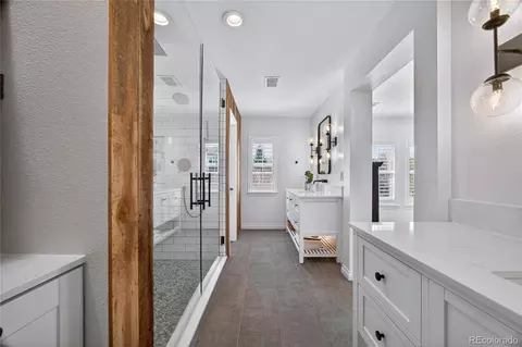 Bath - 6726 S Quantock Way, Aurora, CO 80016 photo 4 of 6