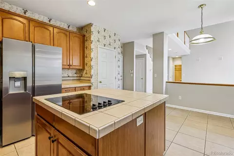 Kitchen - 5974 Sparrow Ave, Longmont, CO 80504 photo 3 of 3