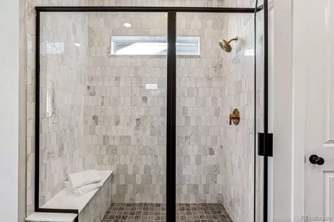Bath - 17065 W 92nd Loop, Arvada, CO 80007 photo 2 of 4