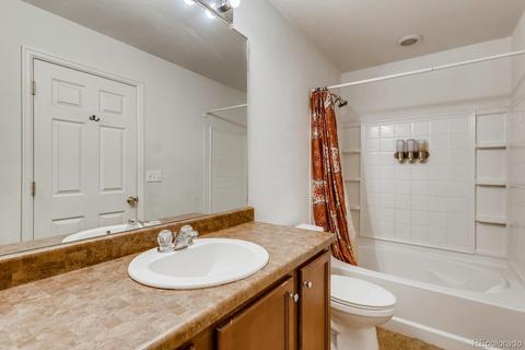 18645 E 47th Ave, Denver, CO 80249 photo 6