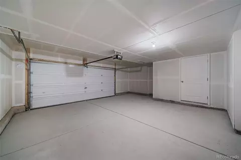 46517 Avery Ln, Bennett, CO 80102 photo 6