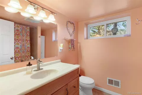 Bath - 6686 High Dr, Morrison, CO 80465 photo 1 of 2