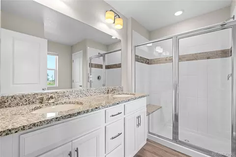 Bath - 21323 E 59th Pl, Aurora, CO 80019 photo 1 of 2