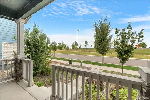 Exterior - 21323 E 59th Pl, Aurora, CO 80019 photo 6 of 7