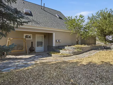 8074 W Brook Dr, Littleton, CO 80128