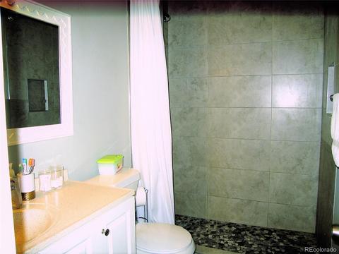18741 E Mexico Dr, Aurora, CO 80017 photo 9