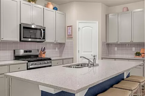 Kitchen - 10894 Rolling Peaks Dr, Peyton, CO 80831 photo 3 of 5