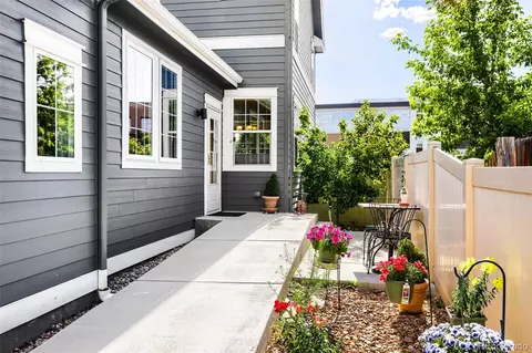 101 Casper Dr, Lafayette, CO 80026