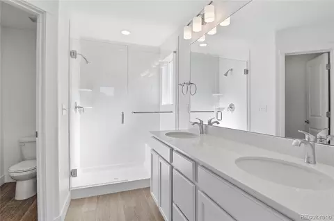 Bath - 4267 E 98th Pl, Thornton, CO 80229 photo 3 of 3