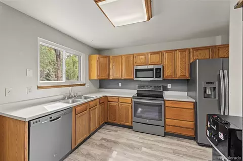 Kitchen - 846 E 132nd Dr, Thornton, CO 80241 photo 2 of 2
