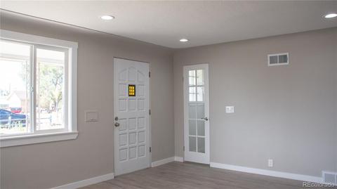 2081 E 68th Ave, Denver, CO 80229 photo 5