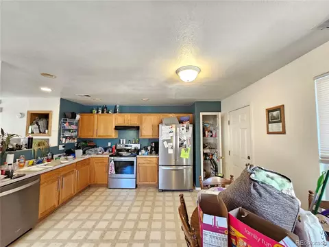 872 Mockingbird Ln, Brighton, CO 80601