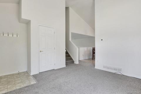 18635 E Harvard Dr, Aurora, CO 80013 photo 4