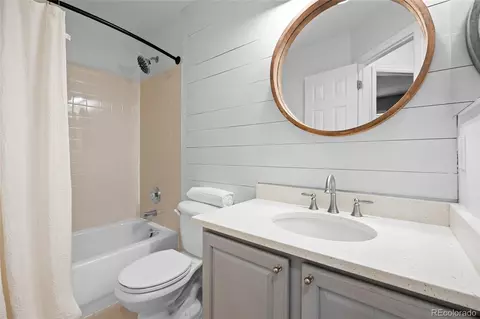 Bath - 21499 E Nassau Ave, Aurora, CO 80013 photo 4 of 5