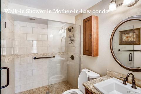 5865 E Ithaca Pl, Denver, CO 80237 photo 6