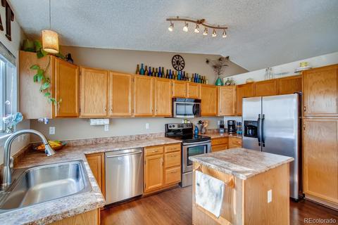 17980 E Brown Pl, Aurora, CO 80013 photo 4