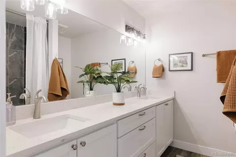 Bath - 8652 W 49th Pl, Arvada, CO 80002 photo 5 of 5