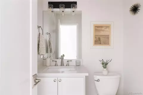 Bath - 8652 W 49th Pl, Arvada, CO 80002 photo 1 of 5