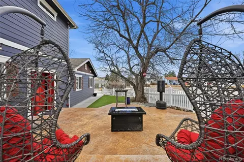 122 N Gilbert St, Castle Rock, CO 80104