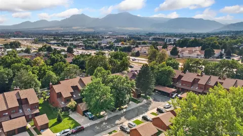 View/Area - 3119 Bell Dr, Boulder, CO 80301 photo 2 of 8