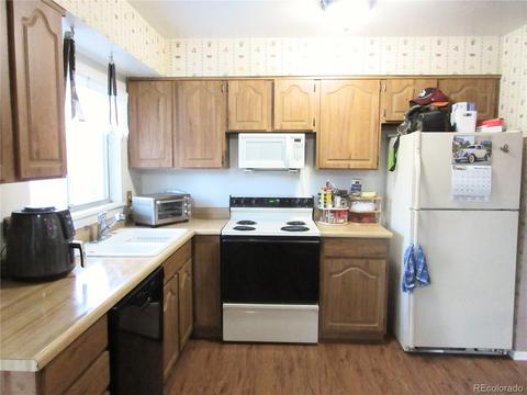 15571 E Pacific Pl, Aurora, CO 80013 photo 4