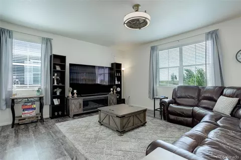26752 E Byers Ave, Aurora, CO 80018 photo 7